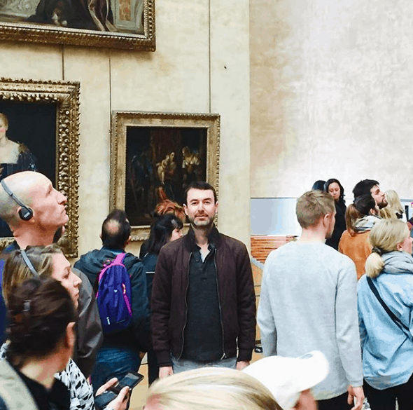 Paris Art Gallery